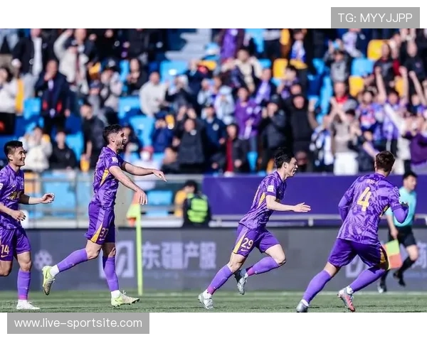 中超直播国际入口：多渠道多平台实现中国足球赛事全球同步直播