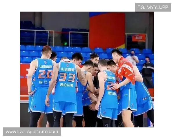 斗球体育直播CBA比赛直播地址汇总，确保每场比赛都能第一时间观看到高清直播